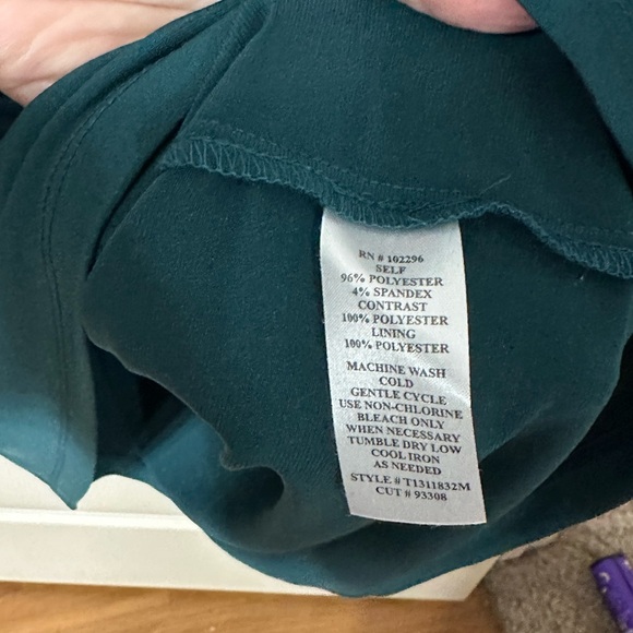 Connected Apparel Forest Geeen Long Sleeve Dress - Picture 6 of 6